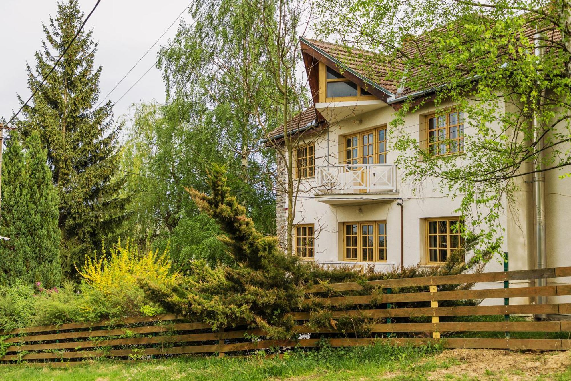 Villa Alba By Akasha Retreat Bran  Zewnętrze zdjęcie